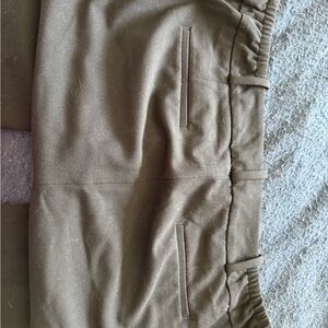 Talbots Dark navy slacks. Heritage fit. No stain rips or tears.Suze 16WP